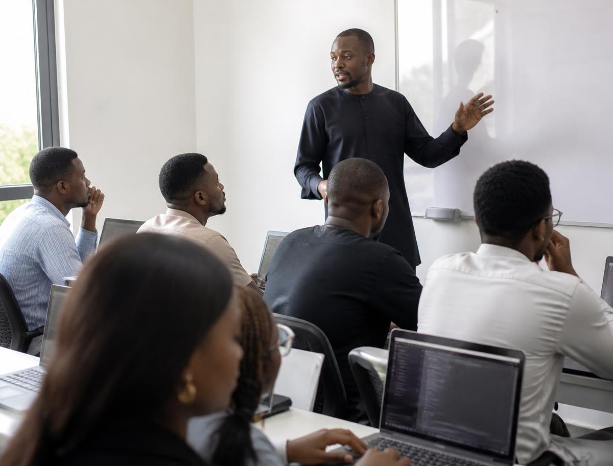 Students in a live WeDigital Academy technology class